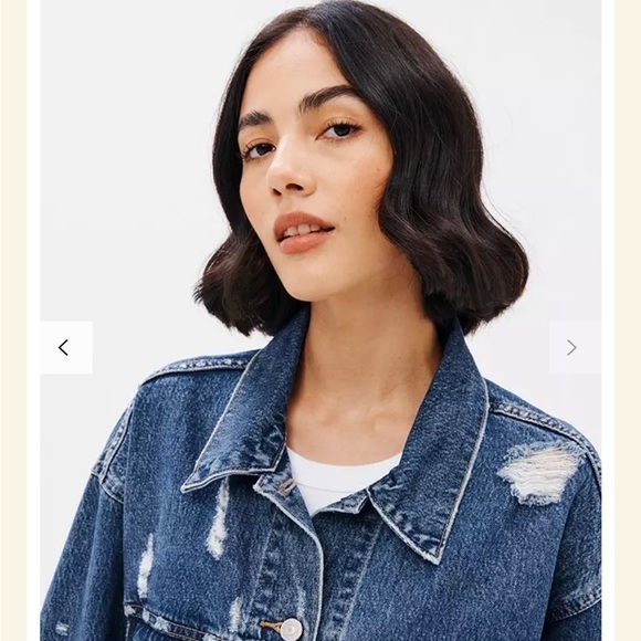 NWT Levi’s 90’s Denim Distressed Trucker Jacket in Mad Love Dark Wash - Picture 6 of 10